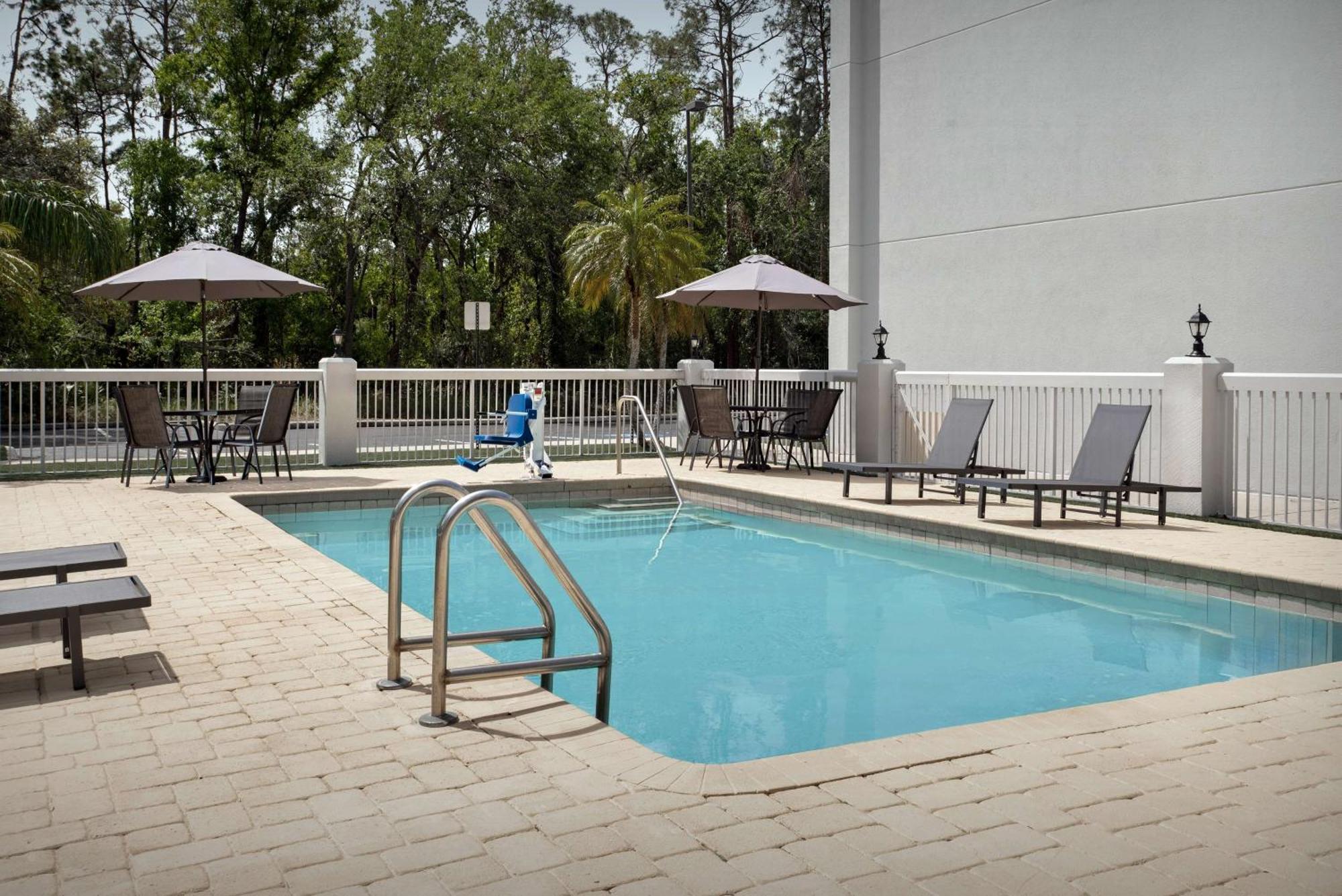 Spark By Hilton Tampa Brandon Heartland Exterior foto
