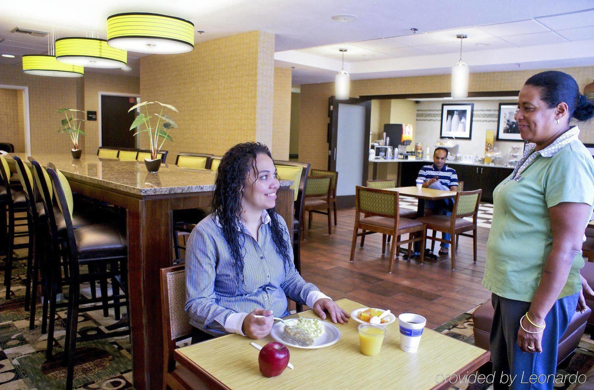 Spark By Hilton Tampa Brandon Heartland Restaurante foto